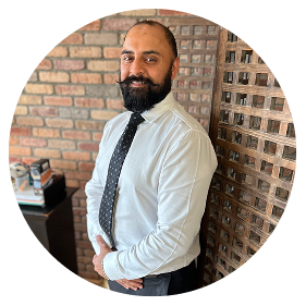 Portrait of Jaspreet Singh, professional team member at Carey UK